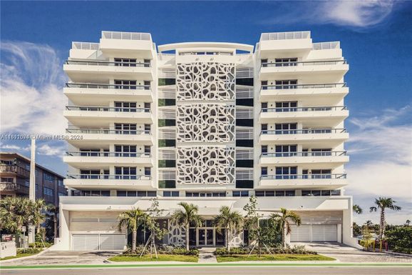 9261 E Bay Harbor Dr # 803, Bay Harbor Islands FL 33154