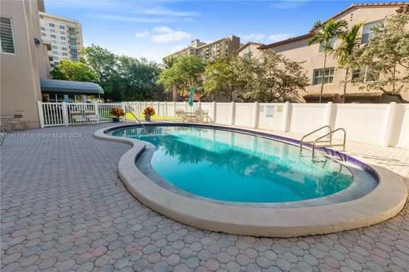 1965 S Ocean Blvd # 201, Lauderdale By The Sea FL 33062