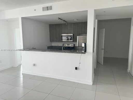 514 SW 22nd Ave # 203, Miami FL 33135