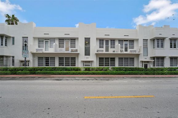 737 11th St # 6, Miami Beach FL 33139