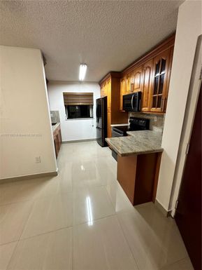 2735 W 61st Pl # 205, Hialeah FL 33016