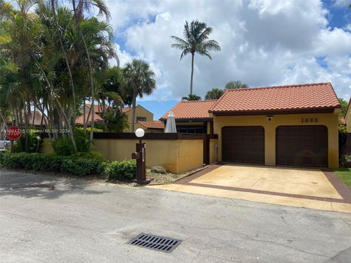 1080 203rd Ter, Miami FL 33179