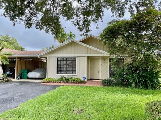 3606 W Bell Dr # 64, Davie FL 33328