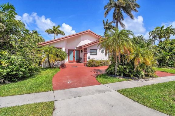 2119 N 14th Ter, Hollywood FL 33020