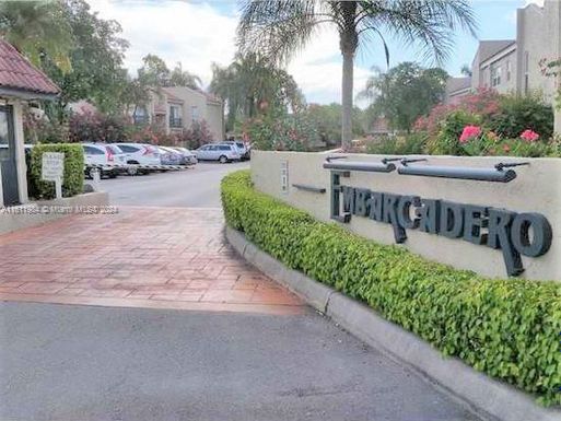 5266 NE 6th Ave # 28, Oakland Park FL 33334