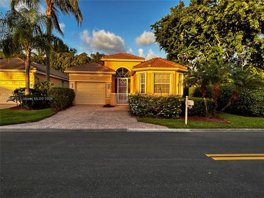 7004 Cataluna Cir, Delray Beach FL 33446