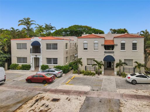 935 Catalonia Ave # 10, Coral Gables FL 33134