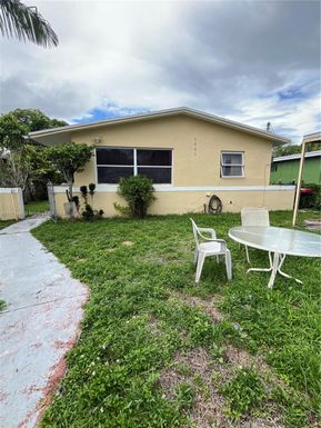 1605 NW 117th St, Miami FL 33167