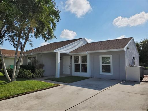 23268 Liberty Bell Ter, Boca Raton FL 33433