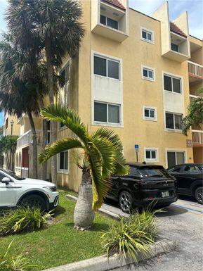 7920 Camino Real # 102, Miami FL 33143