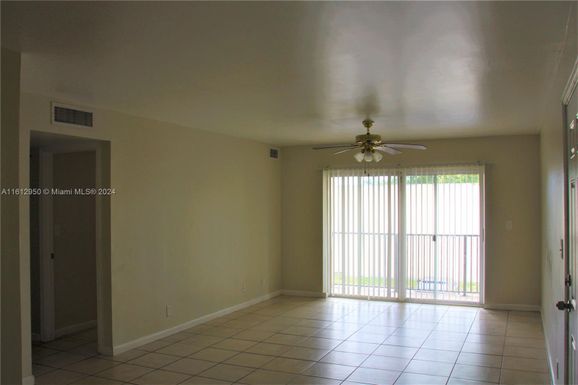 2922 NW 55th Ave # 2B, Lauderhill FL 33313