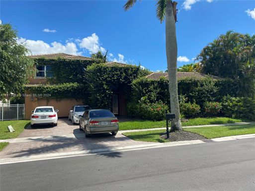 10790 Haydn Dr, Boca Raton FL 33498