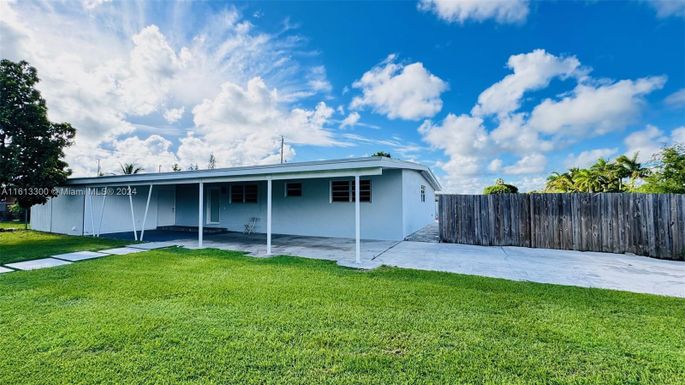 14435 SW 286th St, Homestead FL 33033