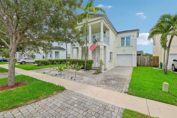 155 NE 32nd Ter, Homestead FL 33033