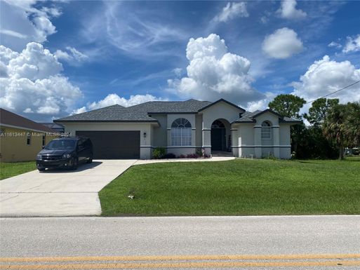 1076 Rotonda Circle, Other City - In The State Of Florida FL 33947