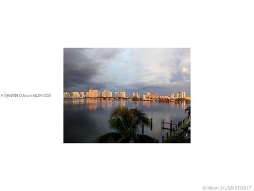 16546 NE 26th Ave # 4C, North Miami Beach FL 33160