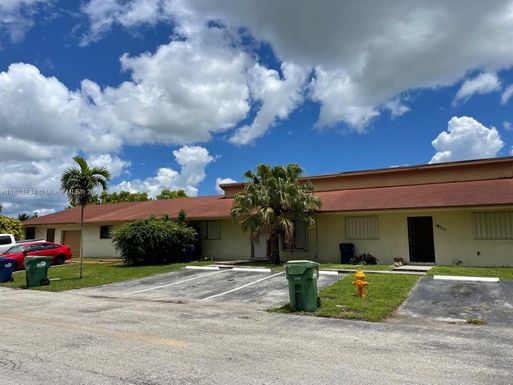 14009 SW 281st Ter, Homestead FL 33033