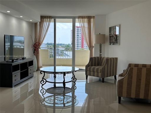 3180 S Ocean Dr # 519, Hallandale Beach FL 33009