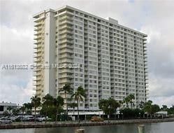 300 Bayview Dr # 902, Sunny Isles Beach FL 33160