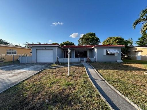 4451 NW 43rd Ct, Lauderdale Lakes FL 33319