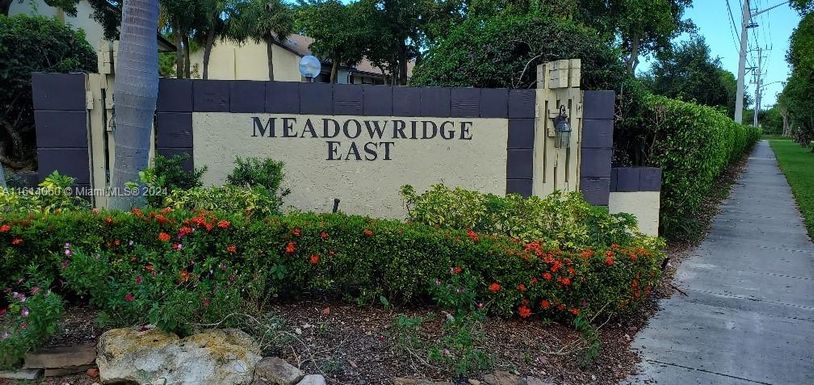 1977 SW 15th St # 110, Deerfield Beach FL 33442