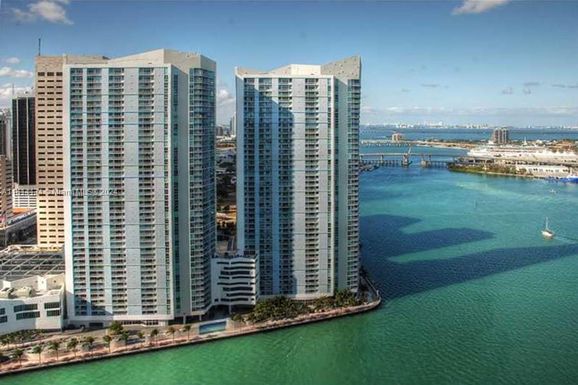 325 S Biscayne Blvd # 3718, Miami FL 33131