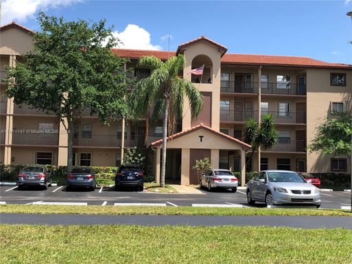 1251 SW 125th Ave # 301T, Pembroke Pines FL 33027