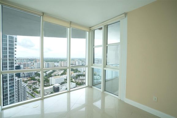 18201 Collins Ave # 5005, Sunny Isles Beach FL 33160