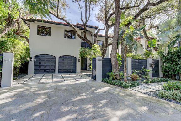 2624 Lincoln Ave, Coconut Grove FL 33133