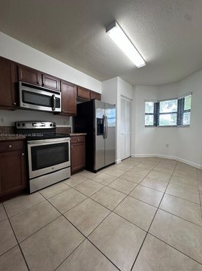 22421 SW 88th Pl # 2, Cutler Bay FL 33190