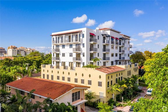 1091 Galiano St # 101, Coral Gables FL 33134