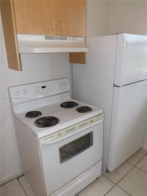 160 NW 11th Ter # 2, Miami FL 33136