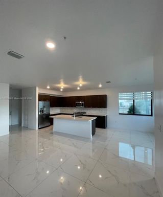 4640 NW 84th Ave # 15, Doral FL 33166