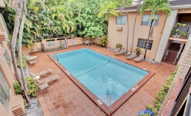 218 Santillane Ave # 1, Coral Gables FL 33134