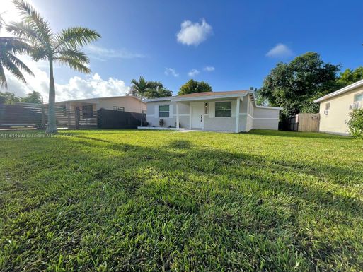 1260 NE 157th St, North Miami Beach FL 33162