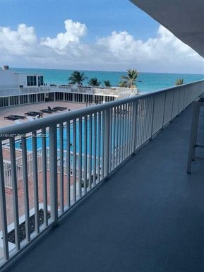 5401 Collins Ave # 145, Miami Beach FL 33140