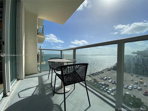 1155 BRICKELL BAY DR # 807, Miami FL 33131