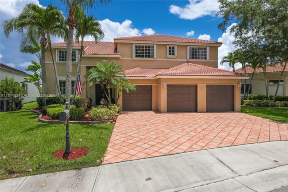 766 Heritage Dr, Weston FL 33326