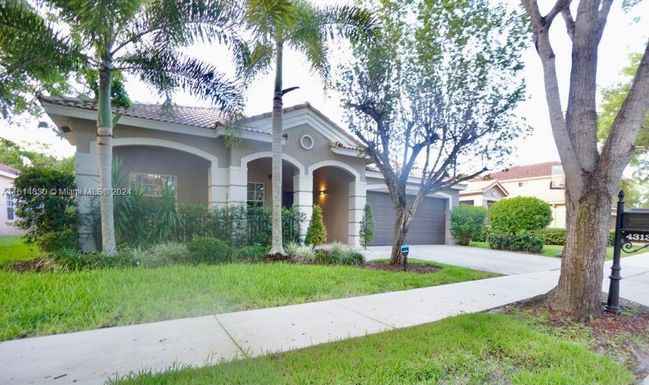 4313 Fox Holw # 4313, Weston FL 33331