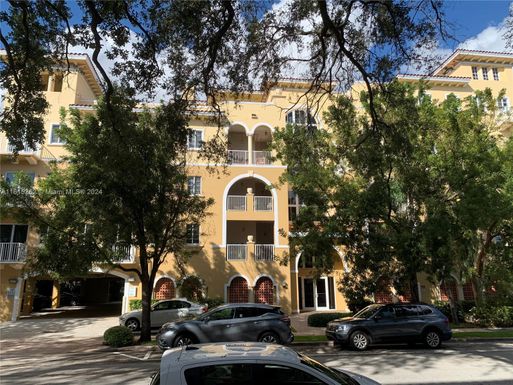 107 Mendoza Ave # 206, Coral Gables FL 33134