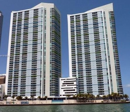 335 S Biscayne Blvd # 1802, Miami FL 33131