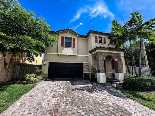 16674 SW 43rd St, Miami FL 33185