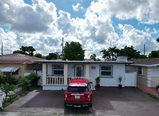 4525 E 8th Ct, Hialeah FL 33013