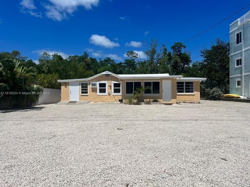 66 Tarpon Ave, Key Largo FL 33037