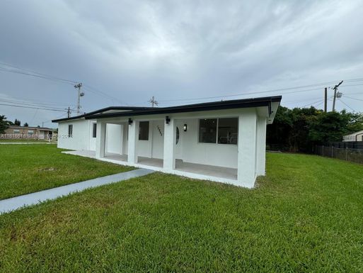 10860 SW 217th Ter, Miami FL 33170