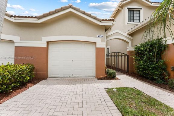 4056 Timber Cove Ln # 4056, Weston FL 33332