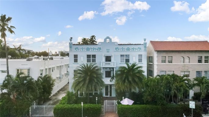 1218 Drexel Ave # 304, Miami Beach FL 33139