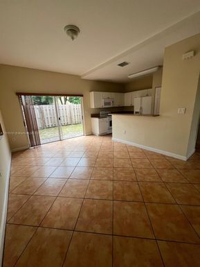 3355 NE 13th Cir Dr # 28, Homestead FL 33033