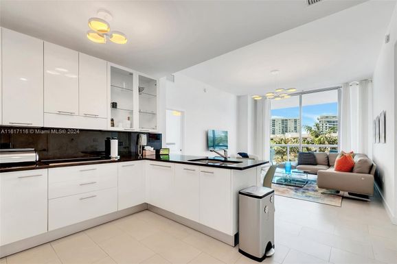 6799 Collins Ave # 312, Miami Beach FL 33141