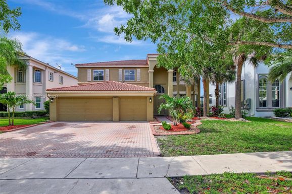 15835 SW 51st St, Miramar FL 33027